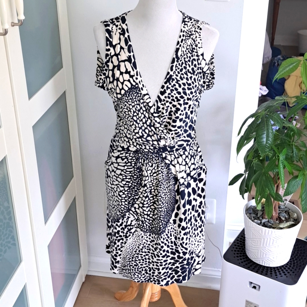 Issa London Sleeveless Silk Dress with Pockets, Navy Leopard Print - Size 8